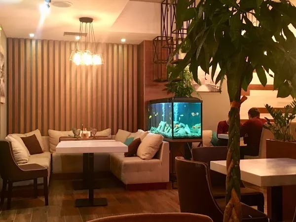 Ресторан "Gusto gastro salon" ("Густо гастро салон") — фото 3