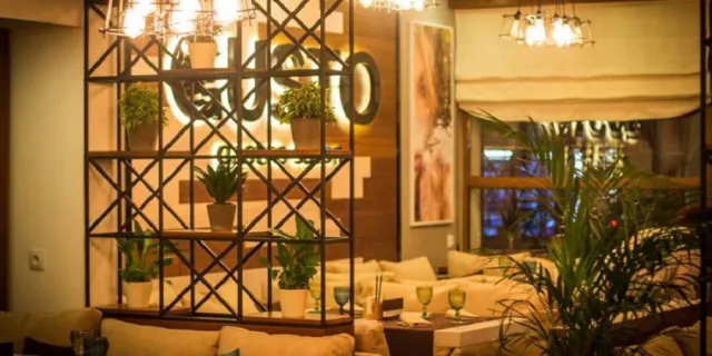 Ресторан "Gusto gastro salon" ("Густо гастро салон") — фото 7