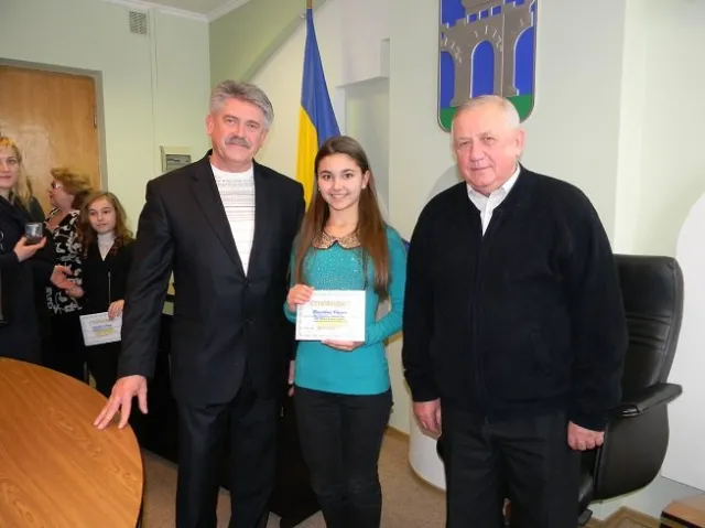 Талановитим рівнянам вручали стипендію Хомка — фото 7