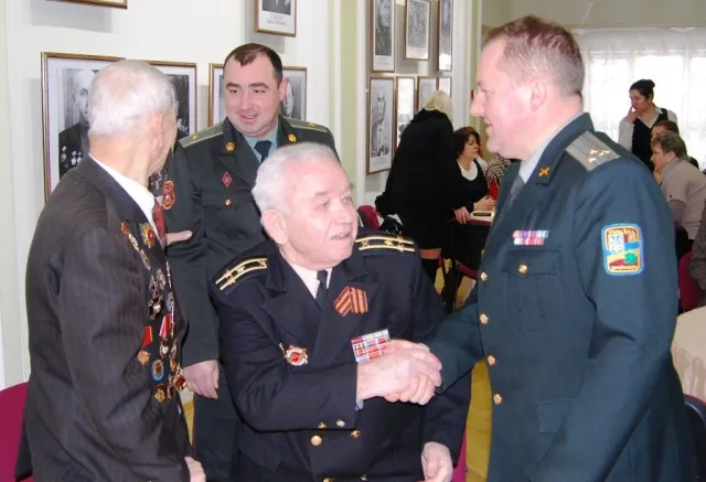 У Рівному вшанували ветеранів - учасників визволення міста + (Фоторепортаж) — фото 1