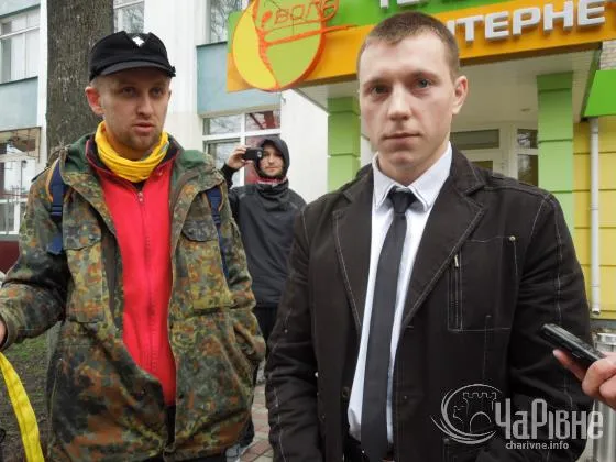 Протестувальники вимагали відключити російські телеканали (Фоторепортаж) — фото 4