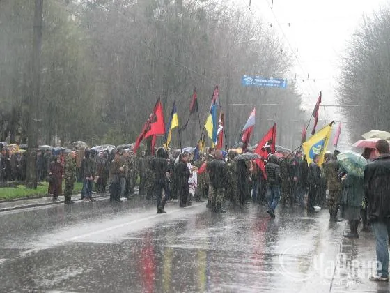 У Рівному тисячі людей прощались Олександром Музичко (Фоторепортаж) + (Відео) — фото 9
