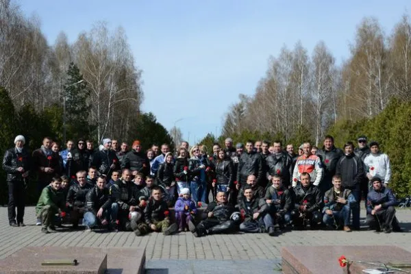 На відкриття мотосезону, до Рівного з'їхалися байкери зі всієї Західної України (Фоторепортаж) — фото 4