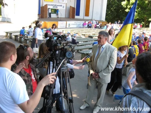 У Рівному відбувся масовий забіг в рамках «Всеукраїнського олімпійського дня» (Фоторепортаж) — фото 4