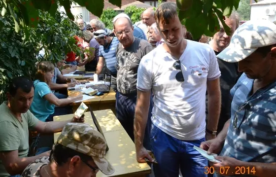 За кожну людину терористи вимагають 500 гривень (Фото) — фото 1