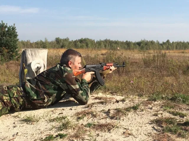 На Рівненщині відбулися чергові навчальні стрільби активістів «Правого Сектору» (Фото) — фото 2